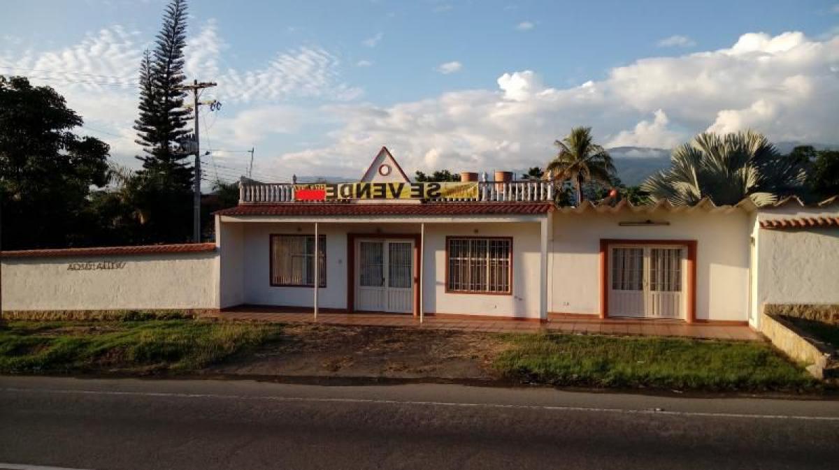 Casa de 4 dormitorios en Cundinamarca, Colombia No. 4993