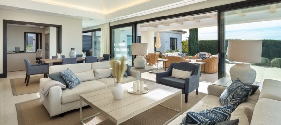 5 bedrooms Villa in Nueva Andalucia, Spain No. 5408 24