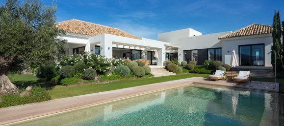 5 bedrooms Villa in Nueva Andalucia, Spain No. 5408 28
