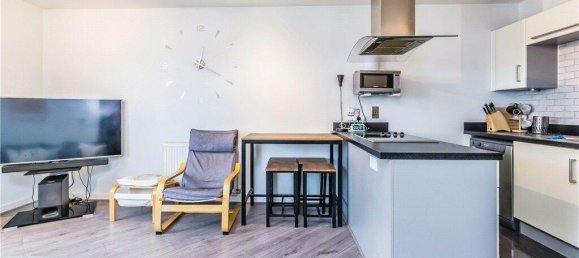 2 bedrooms Apartment in Croydon, United Kingdom No. 8003 2