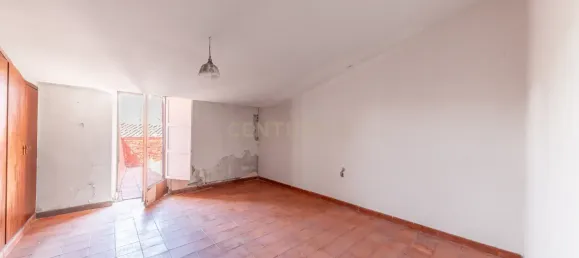 Дом с 6 спальнями в Барселона, Испания № 157187 24