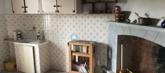 4 غرف نوم منزل في Chianni, Italy رقم 88104 3