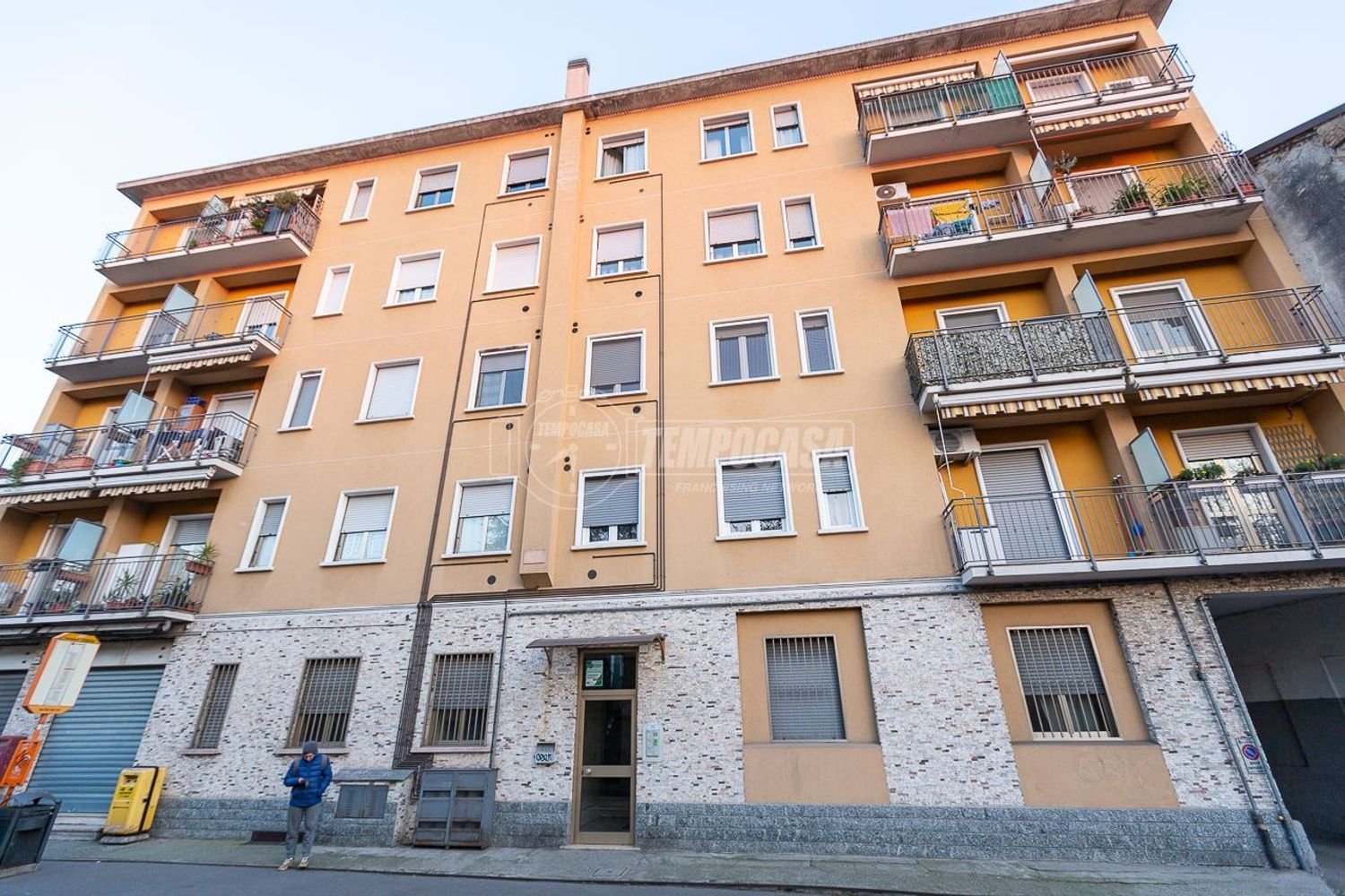 2 rooms Apartment in Cologno Monzese, Italy No. 267575