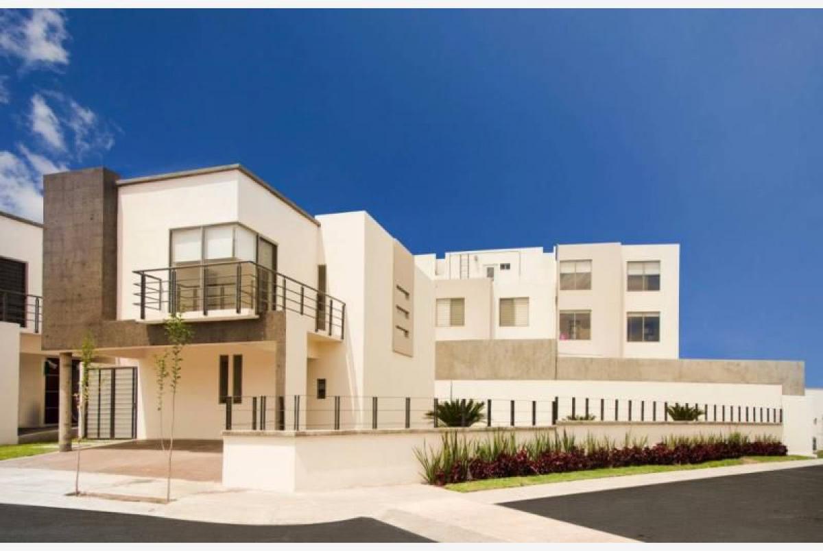 3 bedrooms House in Queretaro, Mexico No. 164190