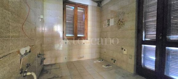 4 rooms House in Sarezzo, Italy No. 307620 24