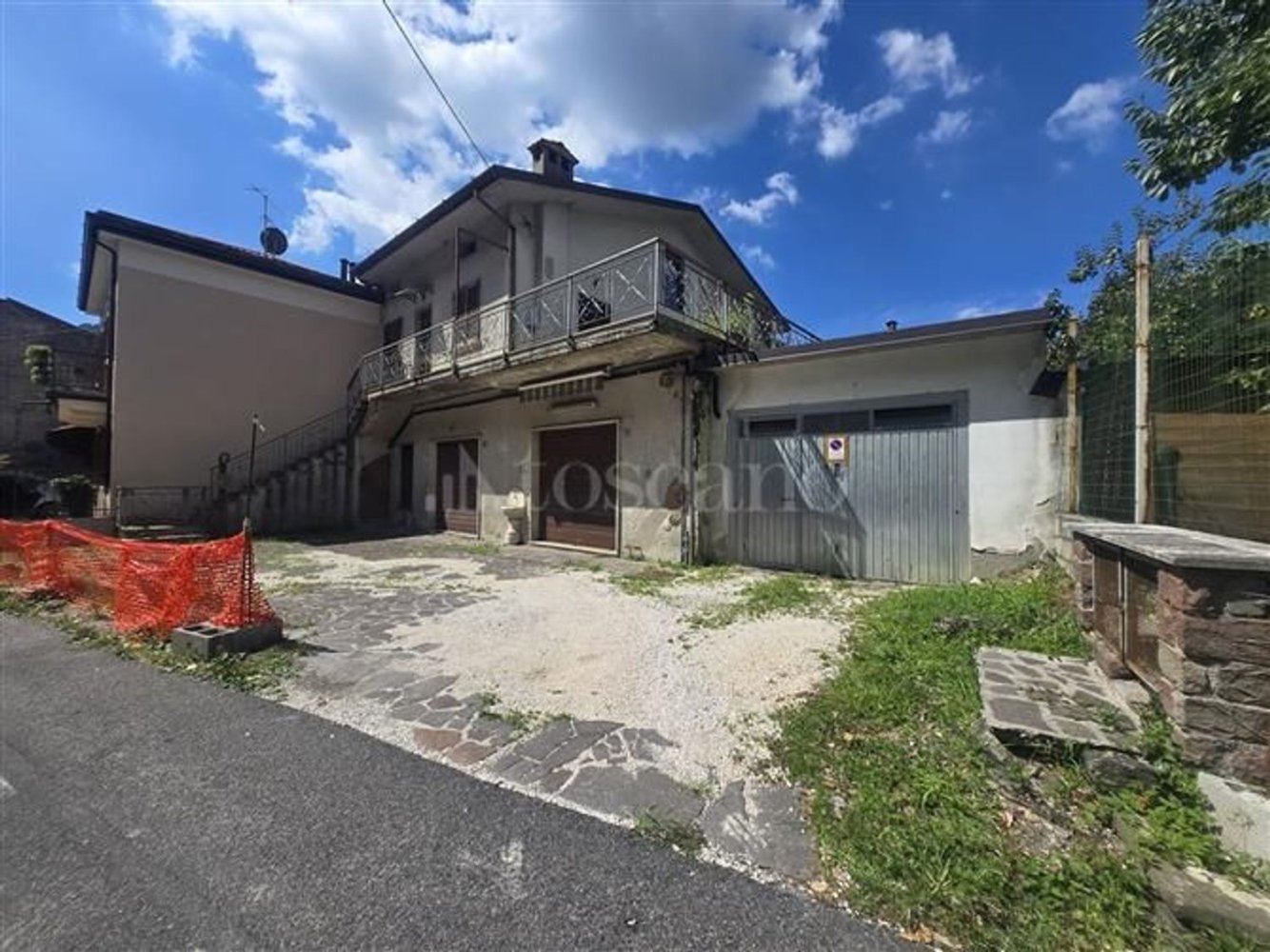 4 rooms House in Sarezzo, Italy No. 307620