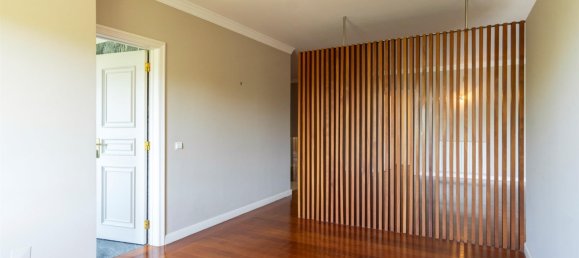 4 bedrooms Duplex in Porto, Portugal No. 137099 17