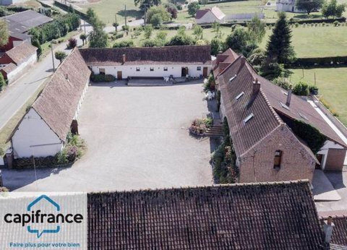 4 bedrooms House in Montreuil, France No. 31425