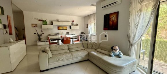 2 bedrooms Apartment in San Sebastiano al Vesuvio, Italy No. 296302 7