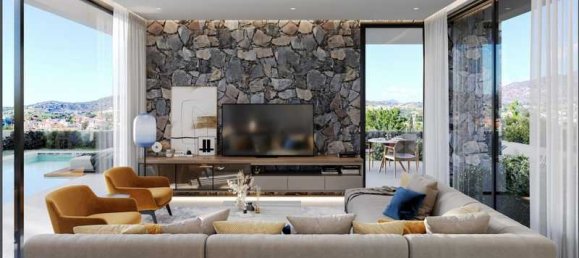 4 bedrooms House in Parekklisia, Cyprus No. 7031 7