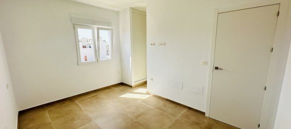 3 Schlafzimmer Villa in Alicante, Spain, Nr. 176458 14