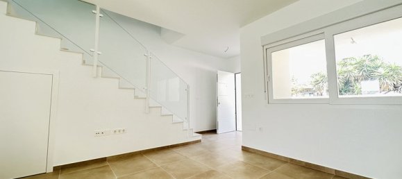 3 Schlafzimmer Villa in Alicante, Spain, Nr. 176458 6