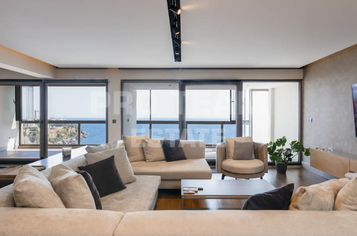 4 rooms Apartment in Muratpasa, Turkey No. 28040