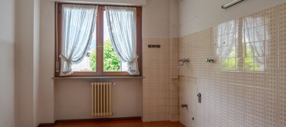 3غرفة شقة في Belluno, Italy رقم 260609 3