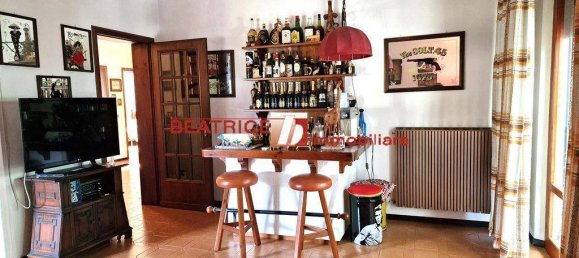 6 chambres Villa à Lucca, Italy No. 196855 2