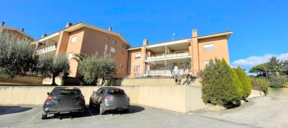 2 rooms Apartment in Velletri, Italy No. 86567 6