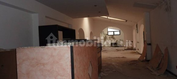 5-Zimmer Gewerbliche Immobilie in Quartu Sant'Elena, Italy, Nr. 164844 9