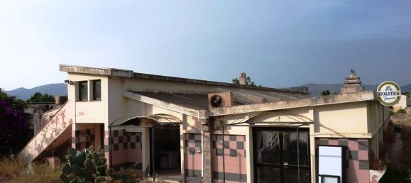 5-Zimmer Gewerbliche Immobilie in Quartu Sant'Elena, Italy, Nr. 164844 2