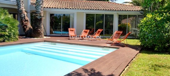 4 bedrooms Villa in Biarritz, France No. 347811 7