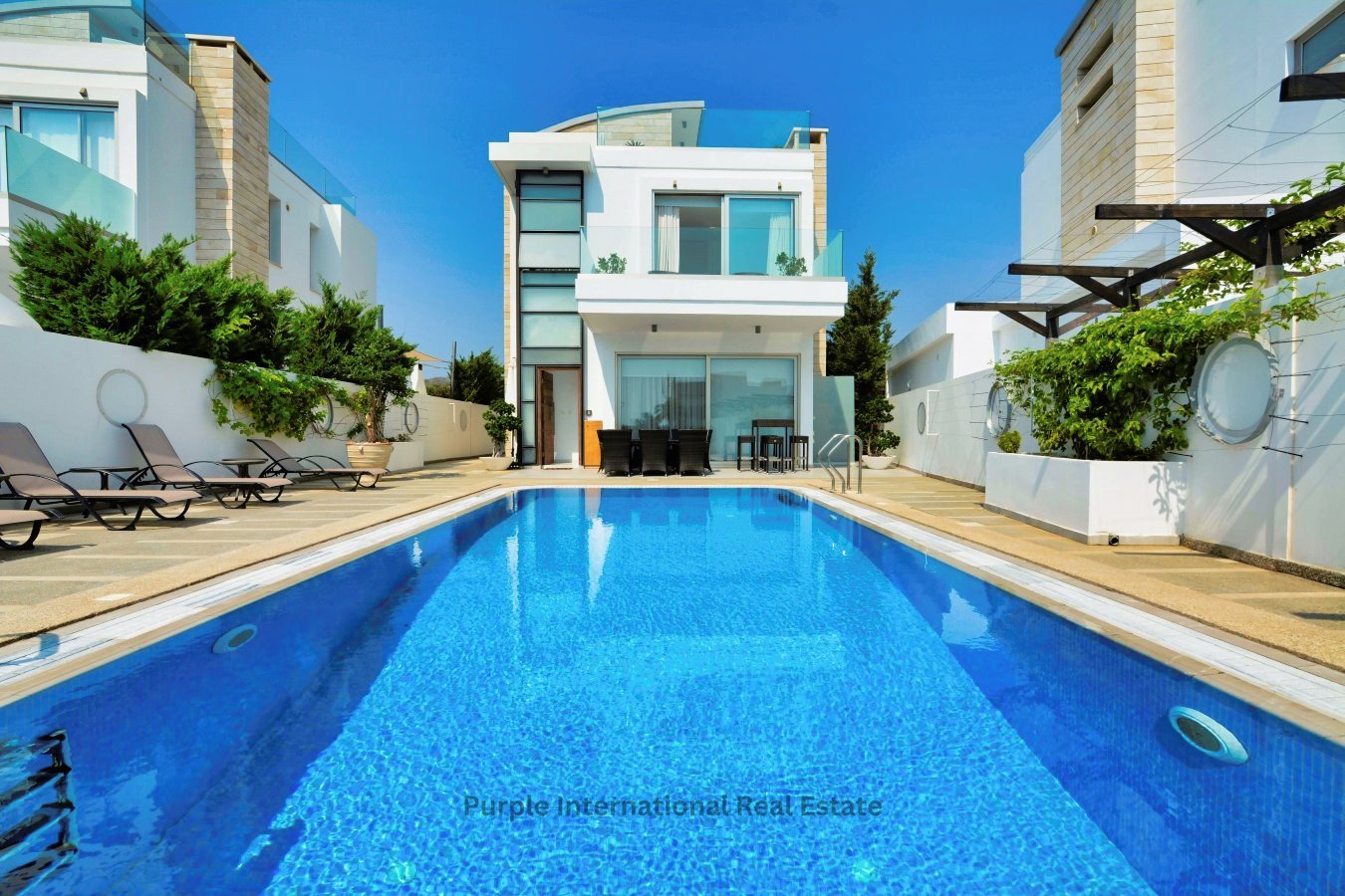 Villa de 5 dormitorios en Protaras, Cyprus No. 22301