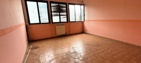 4-Zimmer Wohnung in Legnano, Italy, Nr. 14273 8