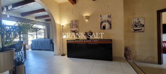 4 غرف نوم منزل في Qala, Malta رقم 6213 6