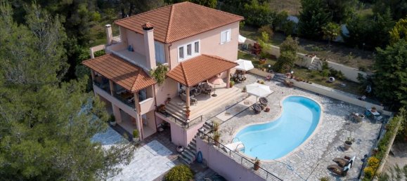 6 bedrooms Villa in Chalkidiki, Greece No. 6084 3