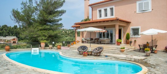 6 bedrooms Villa in Chalkidiki, Greece No. 6084 14