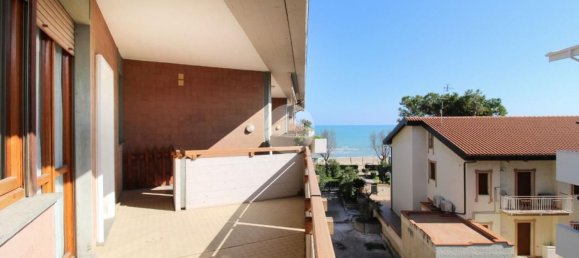 3-Zimmer Wohnung in Pineto, Italy, Nr. 160141 8