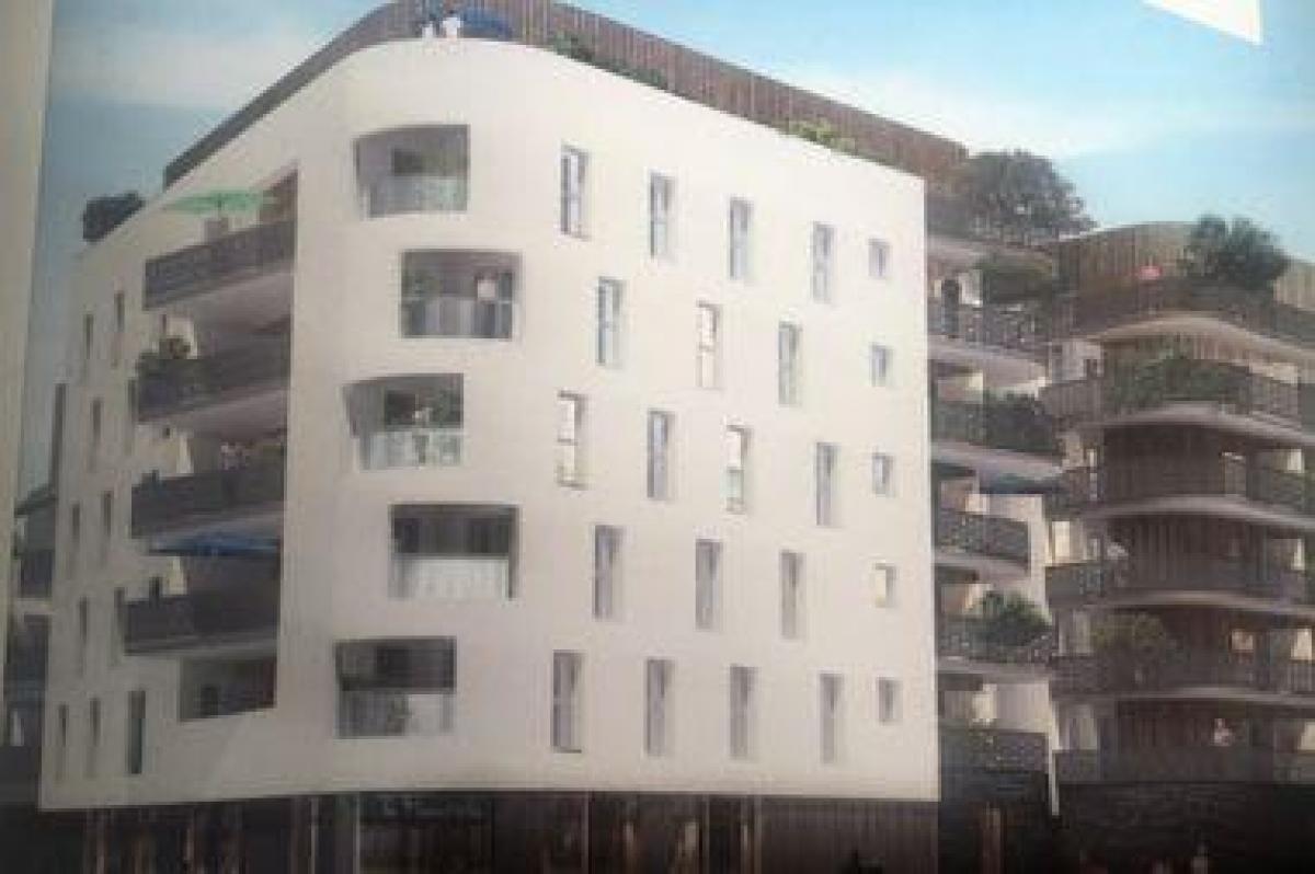 Studio à condo à Dijon, France No. 5081