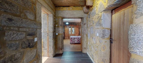 5 bedrooms Villa in Viana do Castelo, Portugal No. 19184 7