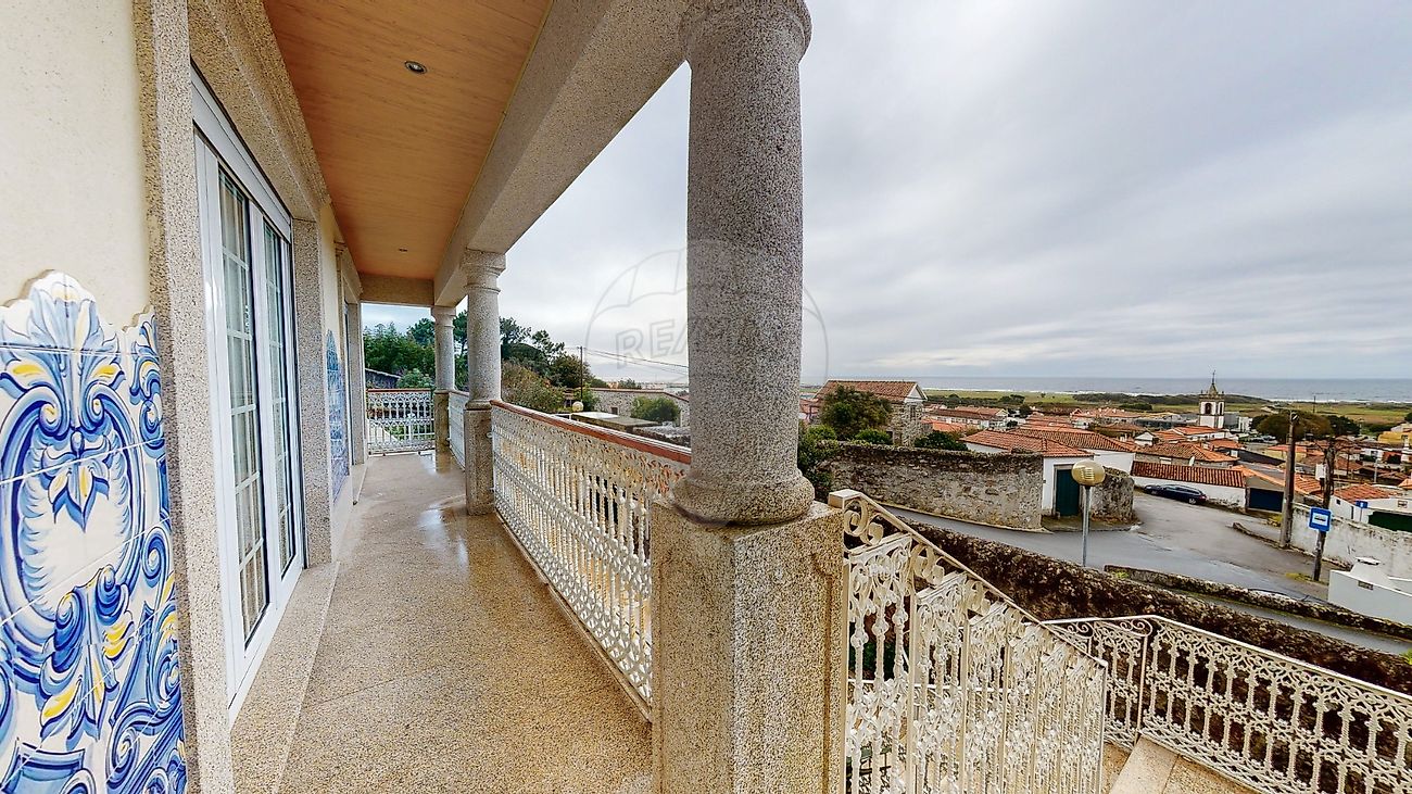 5 bedrooms Villa in Viana do Castelo, Portugal No. 19184