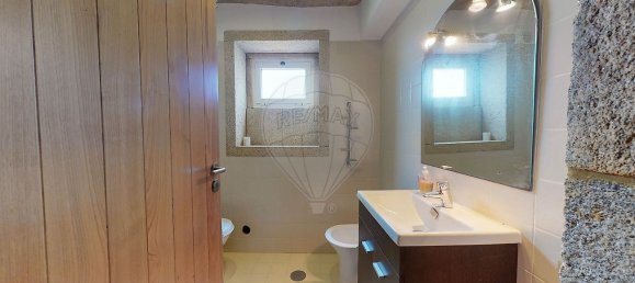 5 bedrooms Villa in Viana do Castelo, Portugal No. 19184 3