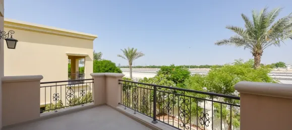 Вилла с 3 спальнями в Arabian Ranches 2, Дубай, ОАЭ № 105999 16