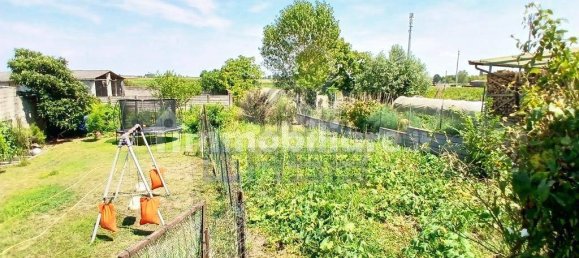 2 غرف نوم منزل في San Martino dall'Argine, Italy رقم 303727 18