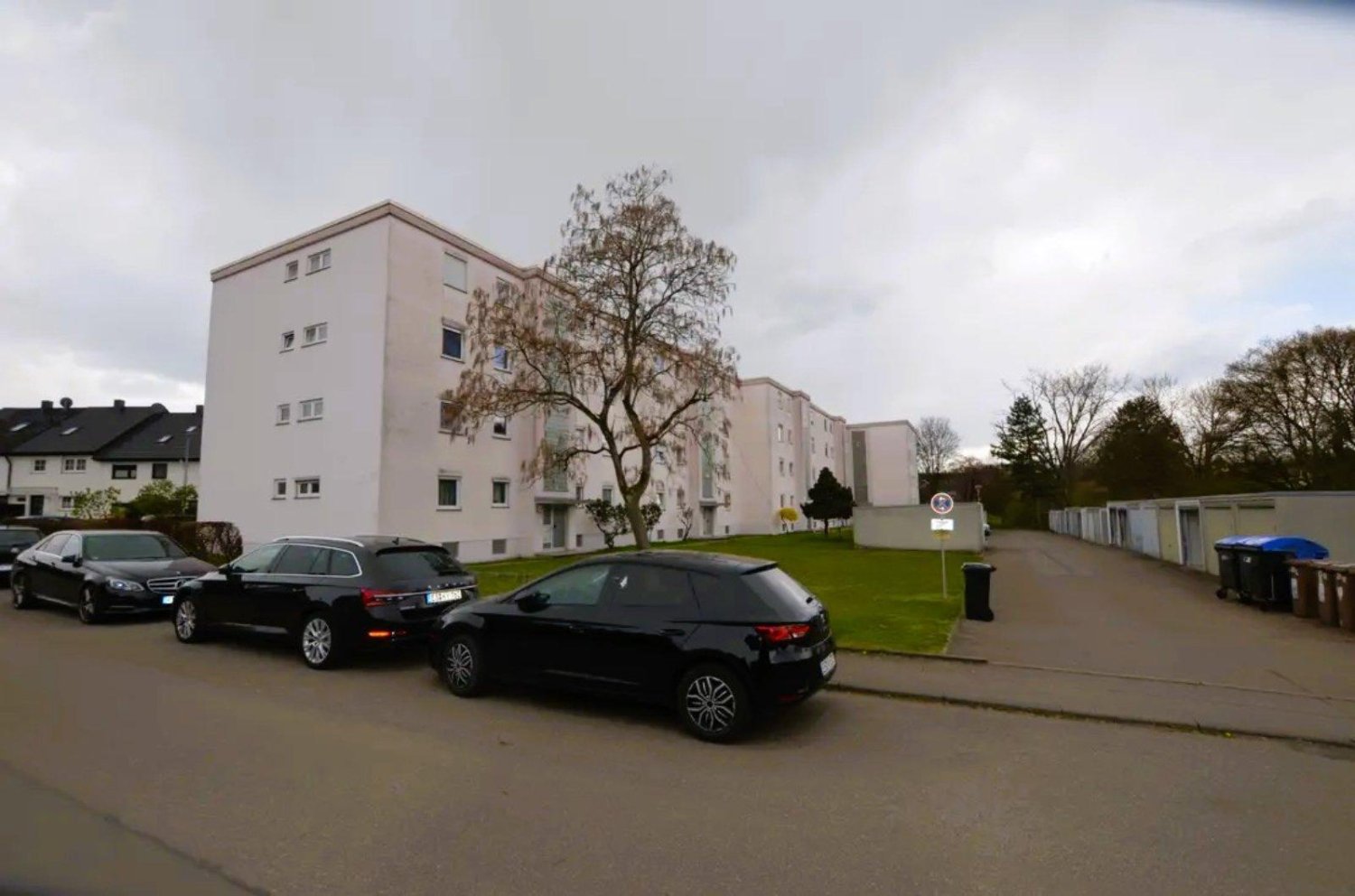 Apartamento de 2 dormitorios en Esslingen, Germany No. 45293