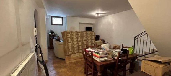 Apartamento de 7 habitaciónes en Pomezia, Italy No. 12621 13