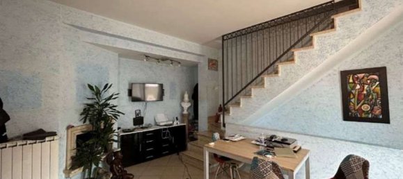 Apartamento de 7 habitaciónes en Pomezia, Italy No. 12621 20