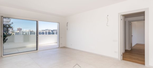 4 chambres Appartement à Cagliari, Italy No. 325959 6