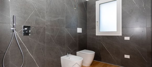 4 chambres Appartement à Cagliari, Italy No. 325959 21