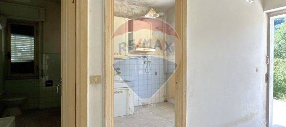 1 bedroom Apartment in Lumarzo, Italy No. 327933 16