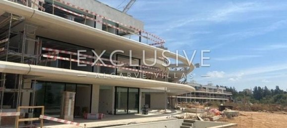 3 bedrooms Apartment in Loule, Portugal No. 1790 5