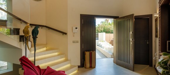 5 Schlafzimmer Villa in Marbella, Spain, Nr. 121209 11