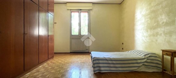 3 rooms House in Cremona, Italy No. 125800 7