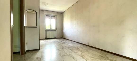 3 rooms House in Cremona, Italy No. 125800 17