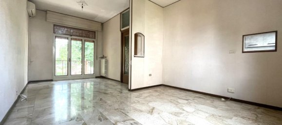 3 rooms House in Cremona, Italy No. 125800 3