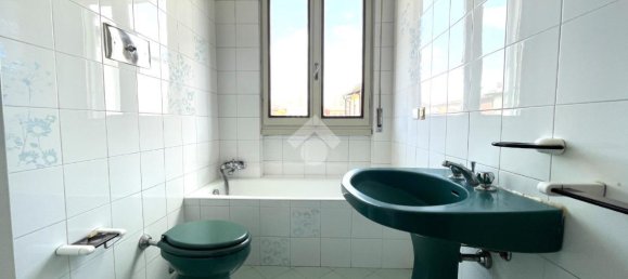 3 rooms House in Cremona, Italy No. 125800 12