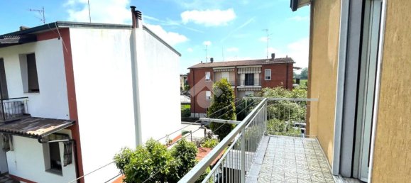 3 rooms House in Cremona, Italy No. 125800 11