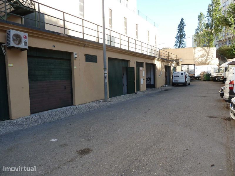 83m² Warehouse in Sintra, Portugal No. 350056