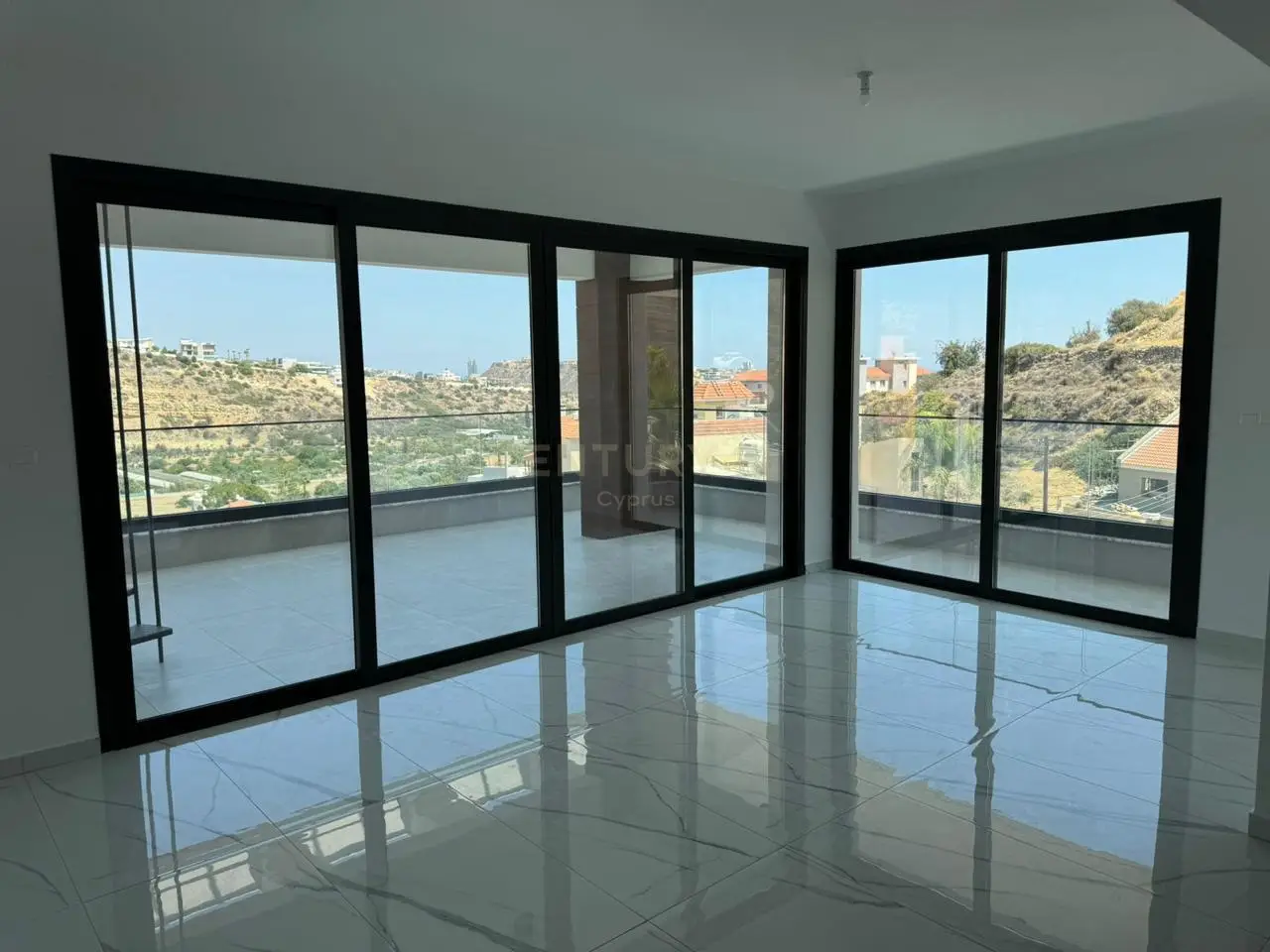 2 bedrooms Apartment in Germasogeia, Cyprus No. 5443